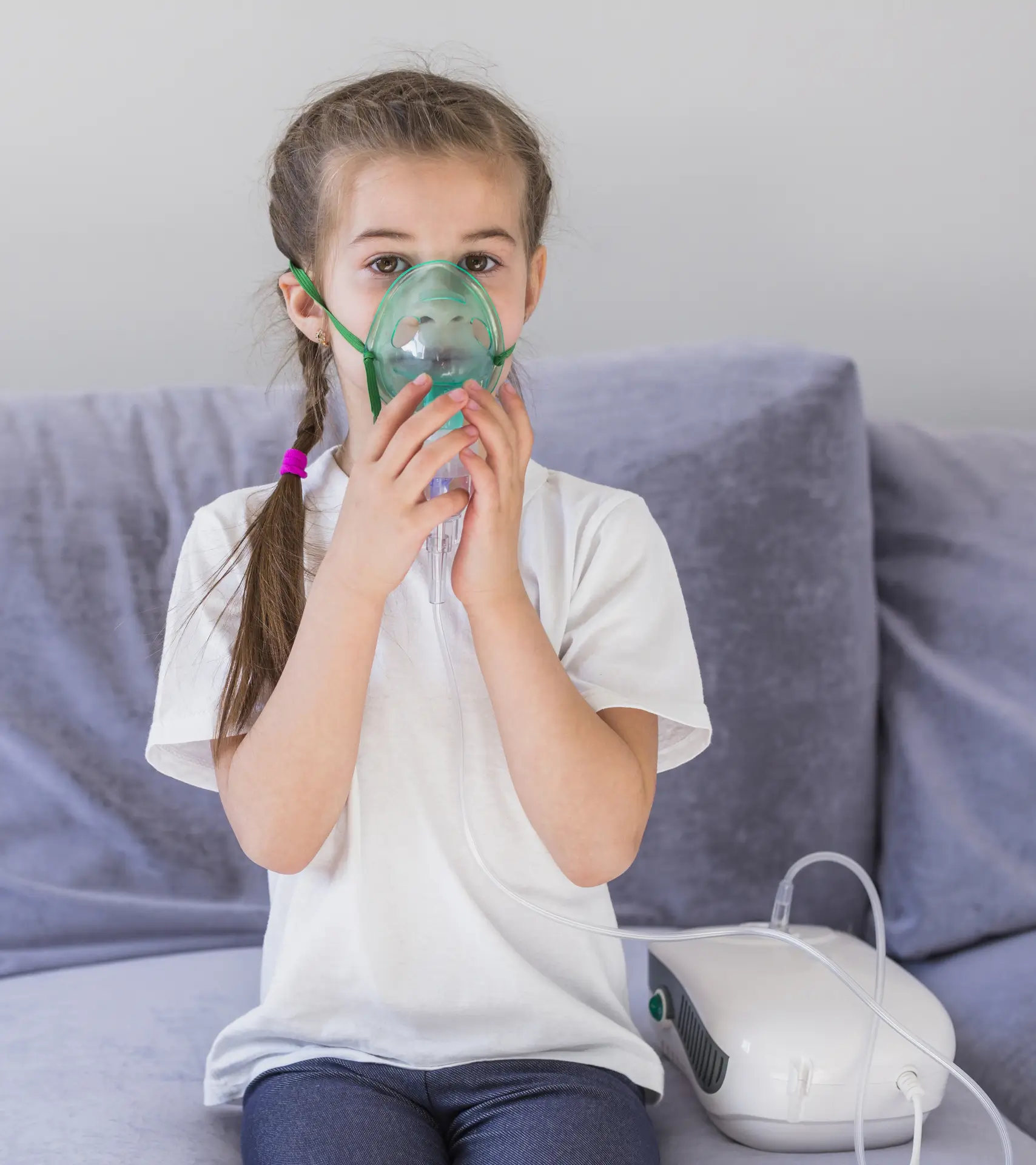 fille malade à cause de l'humidité